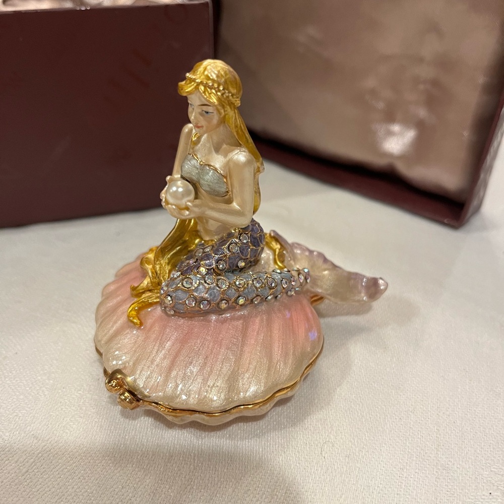 Mermaid by Nobility